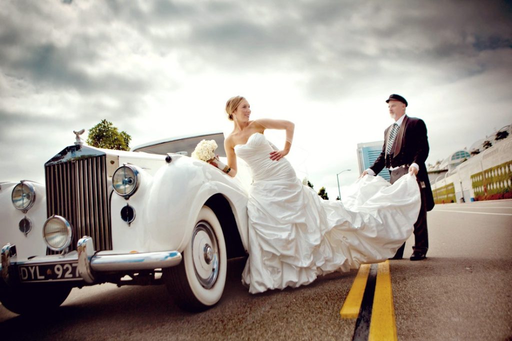 Chauffeur wedding cars in Bristol