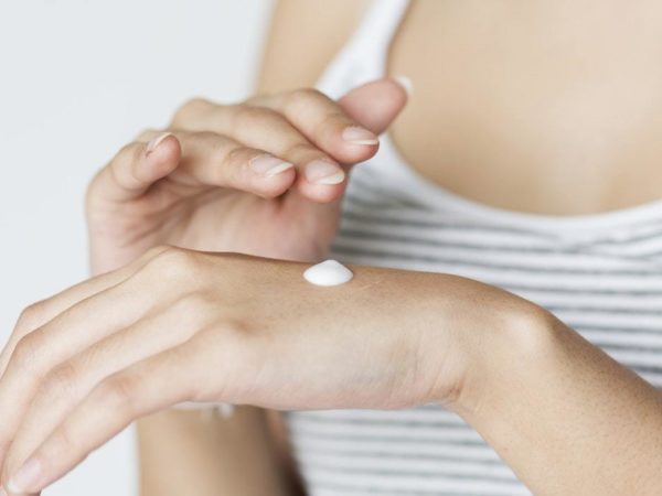 Photo 1535450246895 E8df524fc6bb